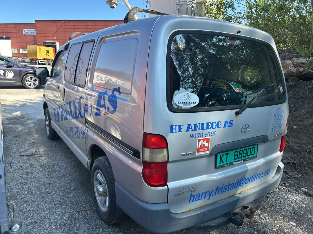 2005 Varebil  TOYOTA HIACE 4WD EU-Godkjent - Gesloten bestelwagen: afbeelding 4 2005 Varebil  TOYOTA HIACE 4WD EU-Godkjent - Gesloten bestelwagen: afbeelding 4