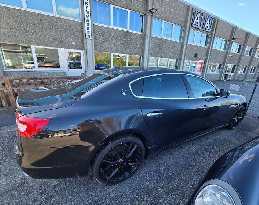 2014 Maserati Quattroporte S Q4 3.0L twin-turbo V6 // 411 hk // AWD // Automat - Sedan: afbeelding 3 2014 Maserati Quattroporte S Q4 3.0L twin-turbo V6 // 411 hk // AWD // Automat - Sedan: afbeelding 3