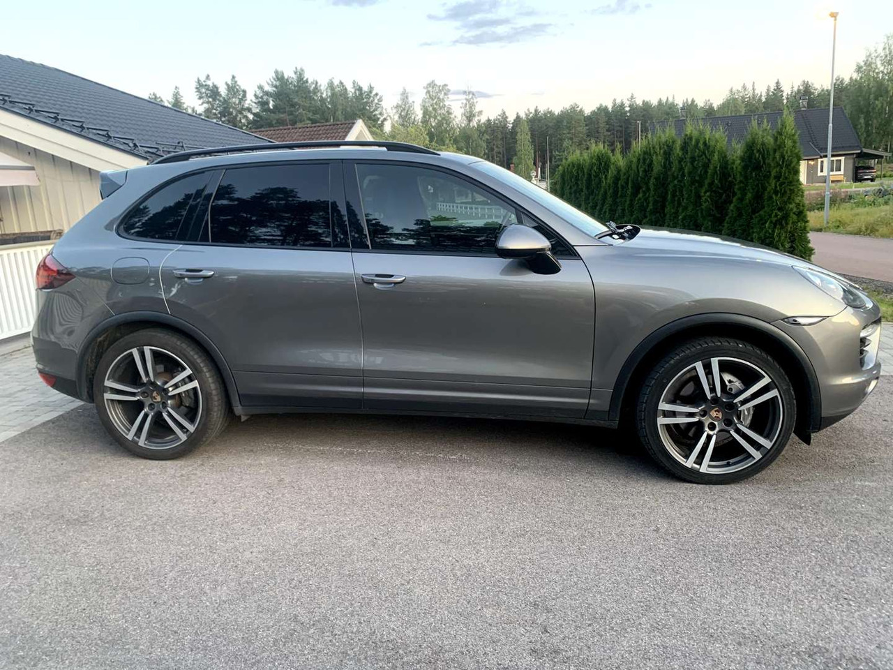 2014 Porsche Cayenne Diesel Turbo look PASM - SUV: afbeelding 4 2014 Porsche Cayenne Diesel Turbo look PASM - SUV: afbeelding 4