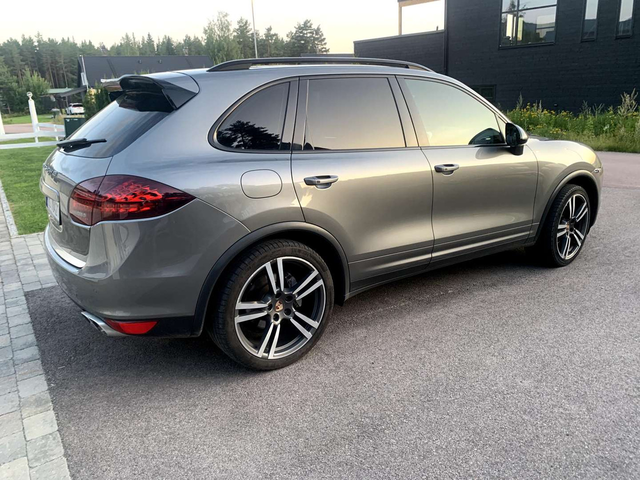 2014 Porsche Cayenne Diesel Turbo look PASM - SUV: afbeelding 1 2014 Porsche Cayenne Diesel Turbo look PASM - SUV: afbeelding 1