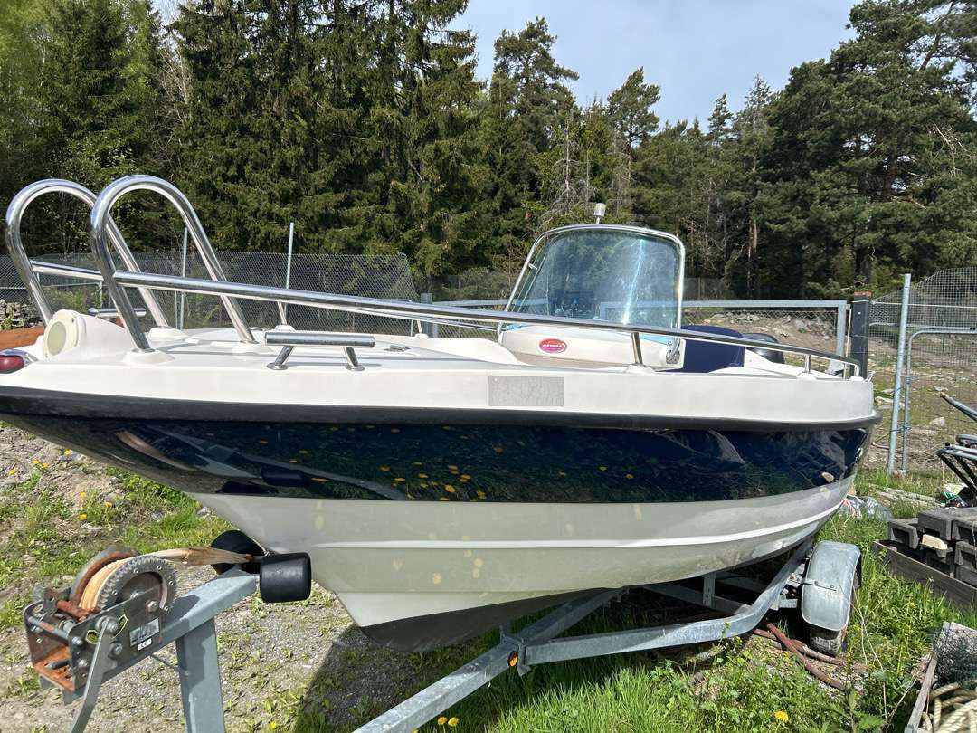 19 fots Båt Viksund Marlin 600 + båtmotor Suzuki 90 Hk - Andere machine: afbeelding 1 19 fots Båt Viksund Marlin 600 + båtmotor Suzuki 90 Hk - Andere machine: afbeelding 1