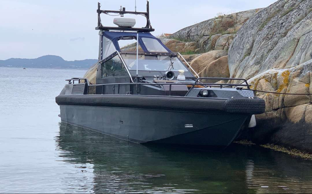 1997 Hurtiggående patruljebåt / 30 Fot / 870 HK - Andere machine: afbeelding 1 1997 Hurtiggående patruljebåt / 30 Fot / 870 HK - Andere machine: afbeelding 1