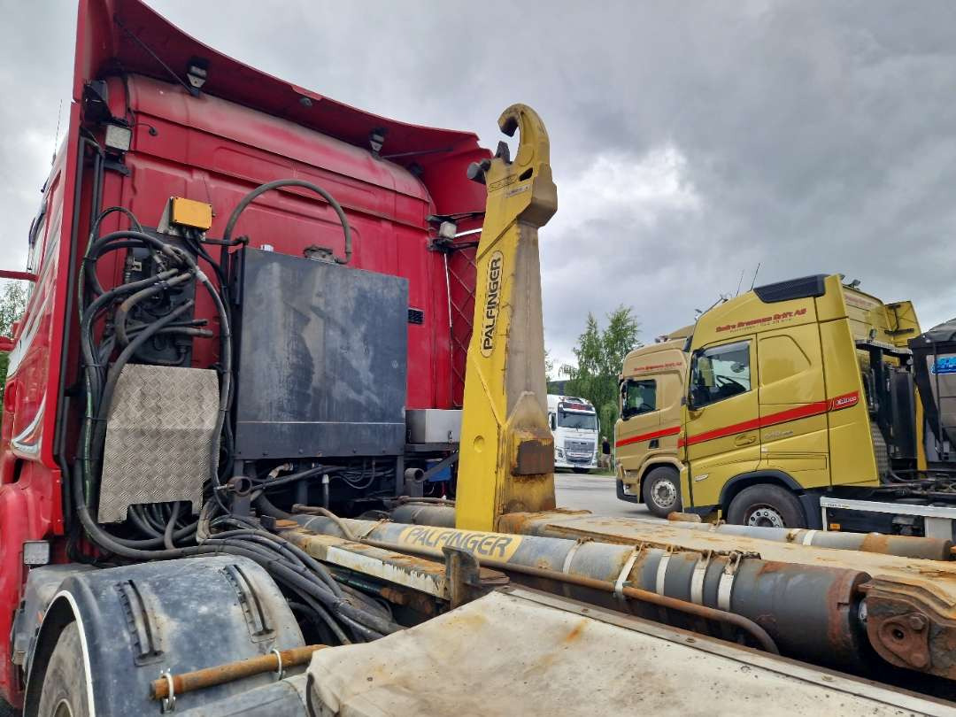 Scania R580 Brøytebil med sideplog og hydraulisk saltsystem - Haakarmsysteem vrachtwagen: afbeelding 5 Scania R580 Brøytebil med sideplog og hydraulisk saltsystem - Haakarmsysteem vrachtwagen: afbeelding 5