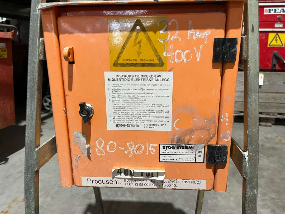 Strømskap fra Holte 400v - Gereedschap/ Toebehoor: afbeelding 3 Strømskap fra Holte 400v - Gereedschap/ Toebehoor: afbeelding 3