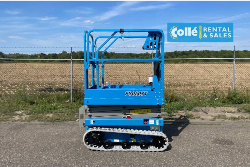 Fronteq FS0507T Tracked Scissor Lift | 2025 - Schaarlift: afbeelding 1 Fronteq FS0507T Tracked Scissor Lift | 2025 - Schaarlift: afbeelding 1