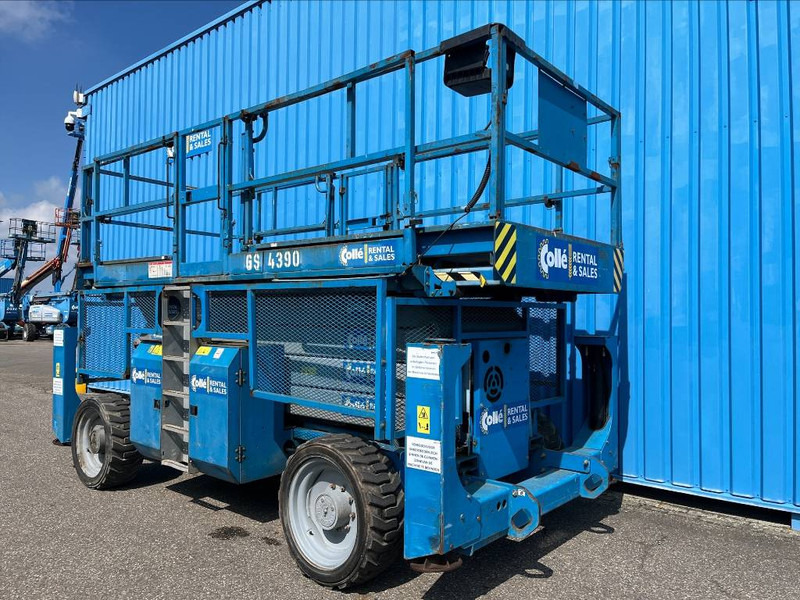 Genie GS 4390 RT | 2008 - Schaarlift: afbeelding 4 Genie GS 4390 RT | 2008 - Schaarlift: afbeelding 4