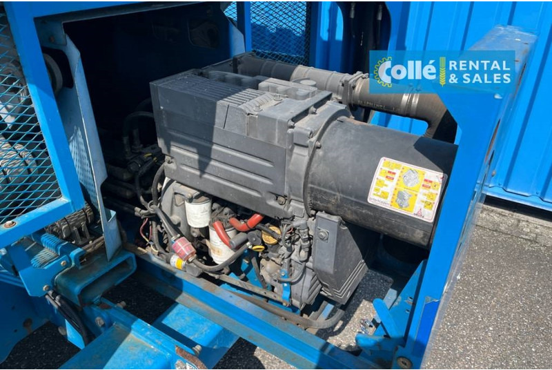 Genie GS 4390 RT | 2008 - Schaarlift: afbeelding 5 Genie GS 4390 RT | 2008 - Schaarlift: afbeelding 5