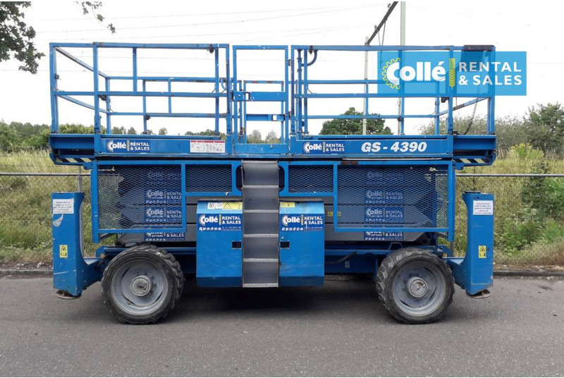 Genie GS 4390 RT | 2008 - Schaarlift: afbeelding 1 Genie GS 4390 RT | 2008 - Schaarlift: afbeelding 1