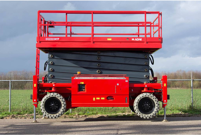 MAGNI DS2223RTP | 2022 - Schaarlift: afbeelding 3 MAGNI DS2223RTP | 2022 - Schaarlift: afbeelding 3