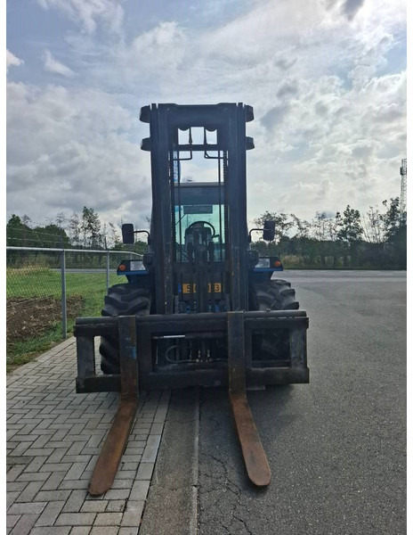 Manitou M 50.4 T | 2012 - Diesel heftruck: afbeelding 5 Manitou M 50.4 T | 2012 - Diesel heftruck: afbeelding 5