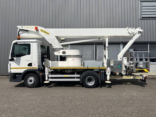 Palfinger P 300 KS | 2023 - Vrachtwagen hoogwerker: afbeelding 1 Palfinger P 300 KS | 2023 - Vrachtwagen hoogwerker: afbeelding 1
