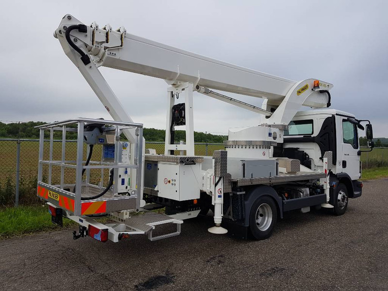 Palfinger P 300 KS - Vrachtwagen hoogwerker: afbeelding 5 Palfinger P 300 KS - Vrachtwagen hoogwerker: afbeelding 5