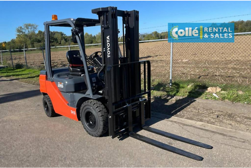 Toyota 8 FDF 25 | 2022 - Diesel heftruck: afbeelding 1 Toyota 8 FDF 25 | 2022 - Diesel heftruck: afbeelding 1