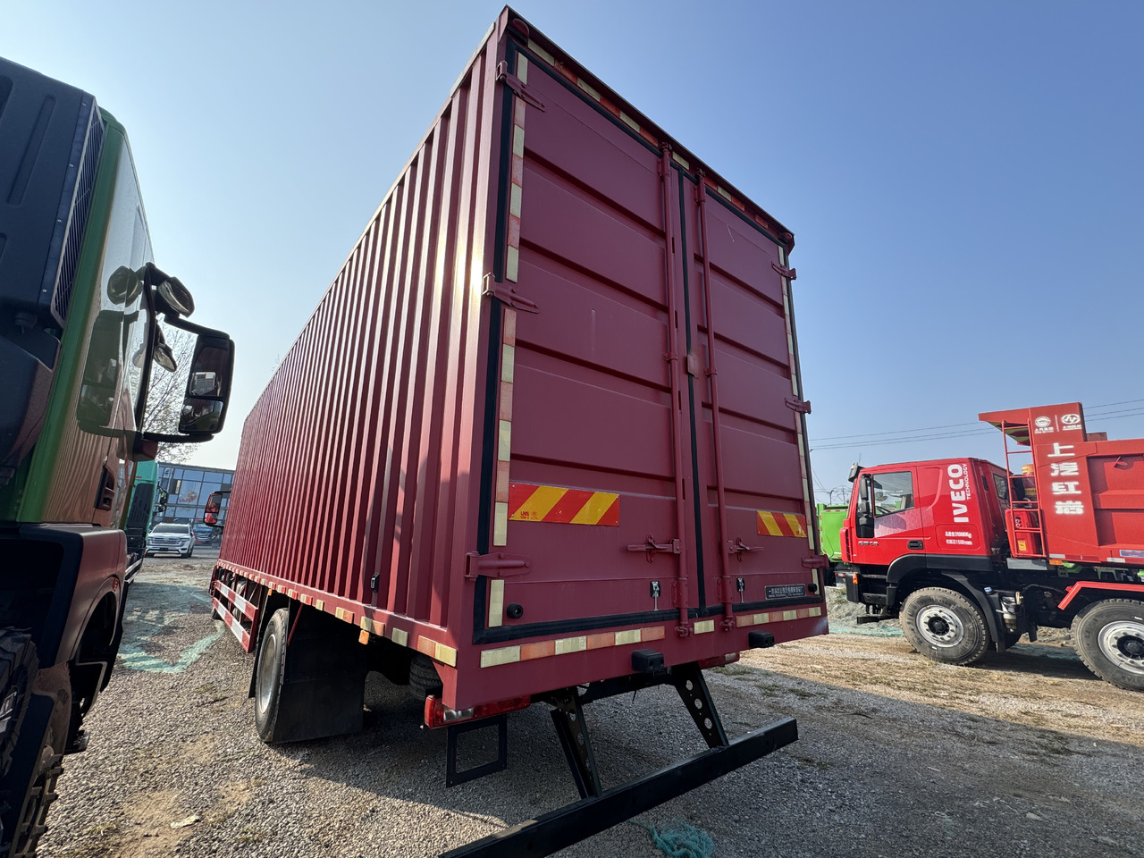 HONGYAN HEAVY TRUCK - Bakwagen: afbeelding 4 HONGYAN HEAVY TRUCK - Bakwagen: afbeelding 4