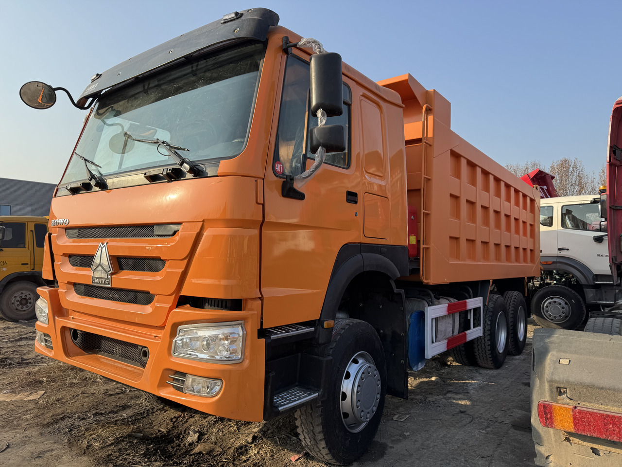 HOWO - Kipper vrachtwagen: afbeelding 1 HOWO - Kipper vrachtwagen: afbeelding 1