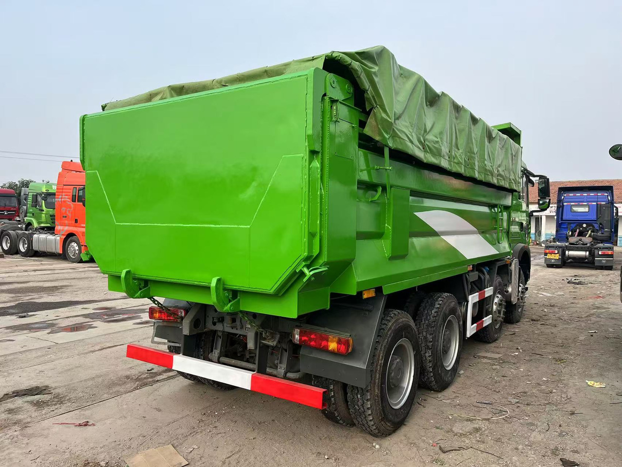 HOWO - Kipper vrachtwagen: afbeelding 5 HOWO - Kipper vrachtwagen: afbeelding 5