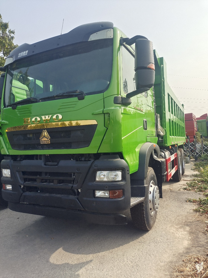 SINOTRUCK HOWO - Kipper vrachtwagen: afbeelding 2 SINOTRUCK HOWO - Kipper vrachtwagen: afbeelding 2