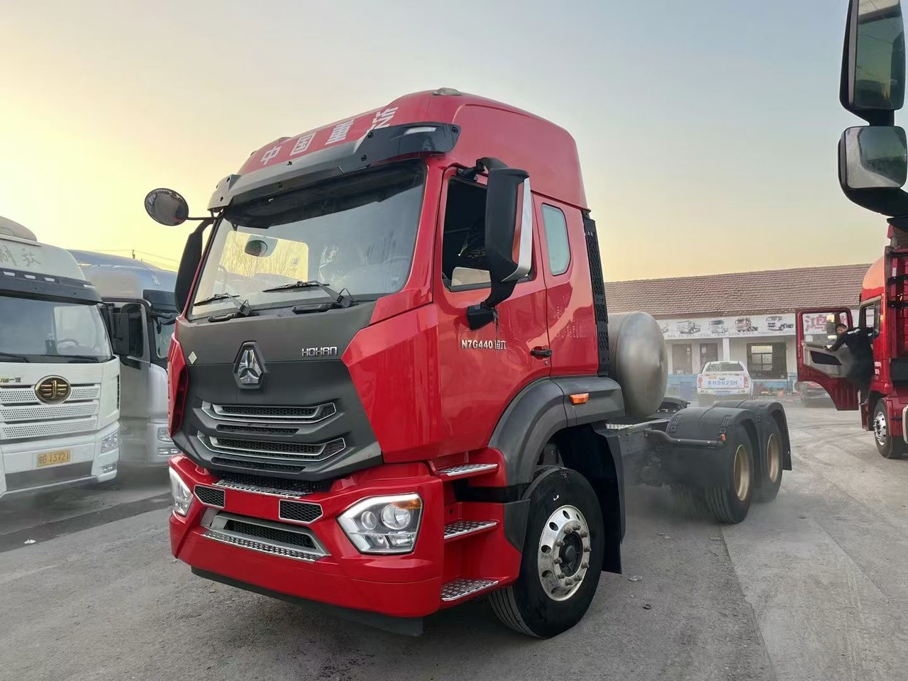 HOHAN LNG - Trekker: afbeelding 1 HOHAN LNG - Trekker: afbeelding 1