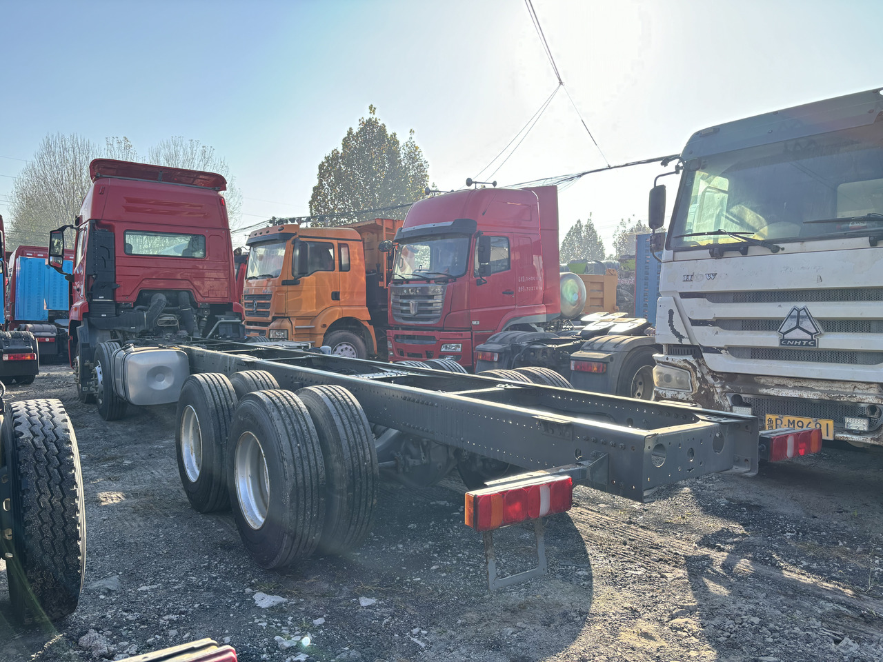 SINOTRUCK HAOHAN N7 - Trekker: afbeelding 4 SINOTRUCK HAOHAN N7 - Trekker: afbeelding 4