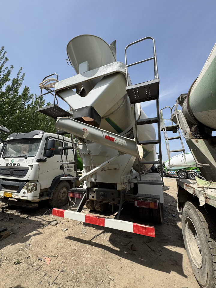Howo - Betonmixer: afbeelding 4 Howo - Betonmixer: afbeelding 4