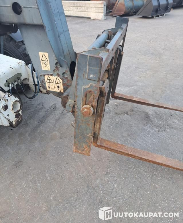 Bobcat T35120SL, 2004, 6,175 h Telehandler, Kerava - Verreiker: afbeelding 5 Bobcat T35120SL, 2004, 6,175 h Telehandler, Kerava - Verreiker: afbeelding 5