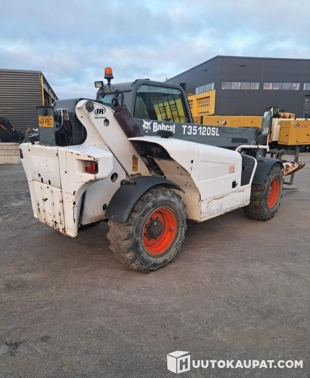 Bobcat T35120SL, 2004, 6,175 h Telehandler, Kerava - Verreiker: afbeelding 4 Bobcat T35120SL, 2004, 6,175 h Telehandler, Kerava - Verreiker: afbeelding 4
