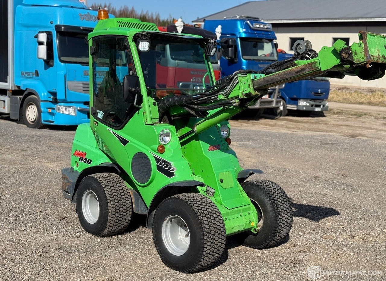 Avant 640 DLX, telekuormaaja lämpöhytillä, 2013, Lahti - Bouwmachine: afbeelding 1 Avant 640 DLX, telekuormaaja lämpöhytillä, 2013, Lahti - Bouwmachine: afbeelding 1