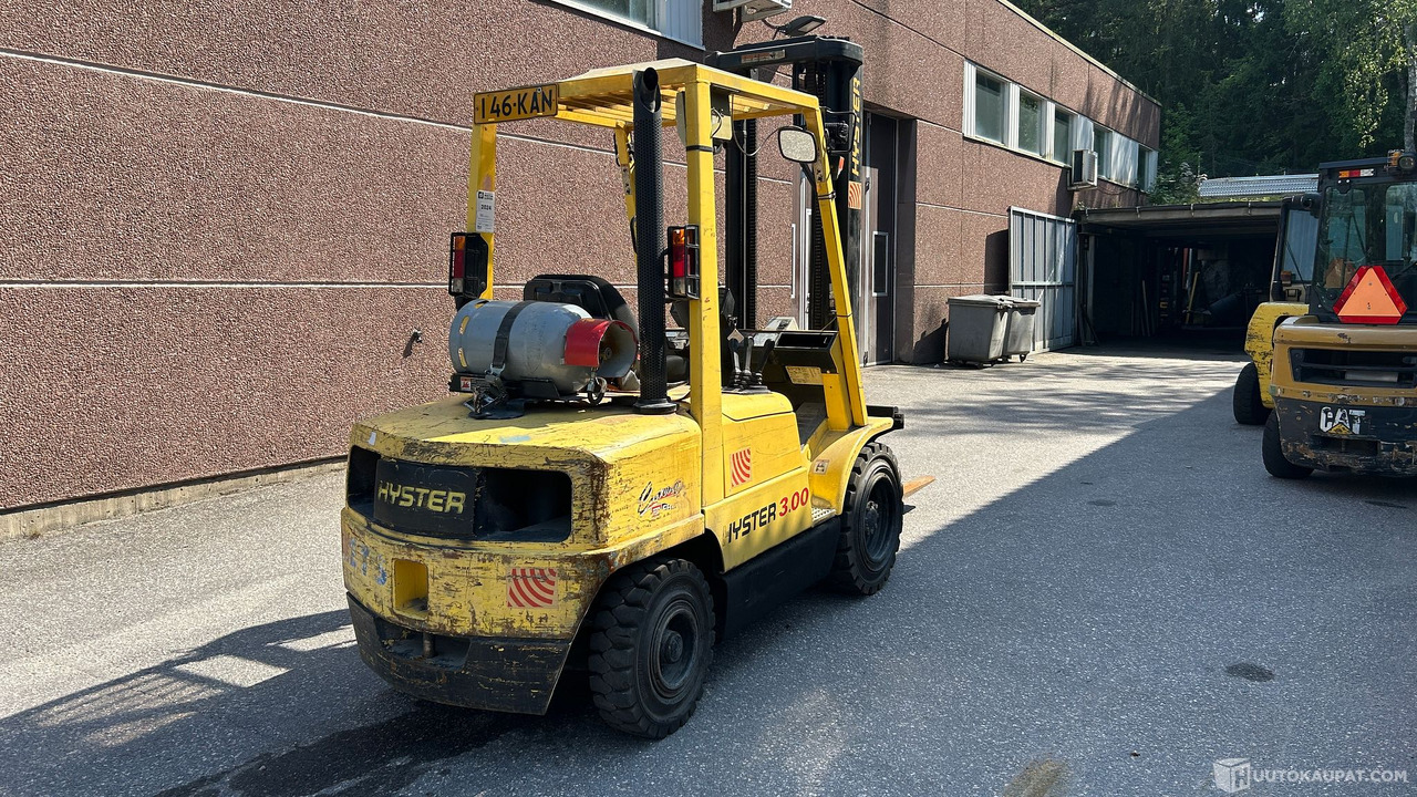 Vastapainotrukki Hyster H3.00XM, vm. 1998, Raisio - Bouwmachine: afbeelding 5 Vastapainotrukki Hyster H3.00XM, vm. 1998, Raisio - Bouwmachine: afbeelding 5