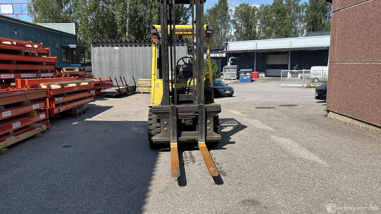 Vastapainotrukki Hyster H3.00XM, vm. 1998, Raisio - Bouwmachine: afbeelding 2 Vastapainotrukki Hyster H3.00XM, vm. 1998, Raisio - Bouwmachine: afbeelding 2