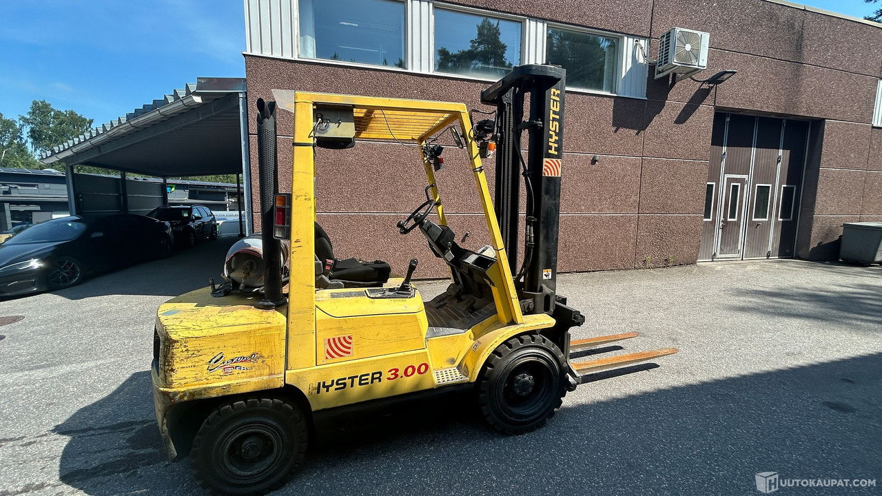 Vastapainotrukki Hyster H3.00XM, vm. 1998, Raisio - Bouwmachine: afbeelding 4 Vastapainotrukki Hyster H3.00XM, vm. 1998, Raisio - Bouwmachine: afbeelding 4