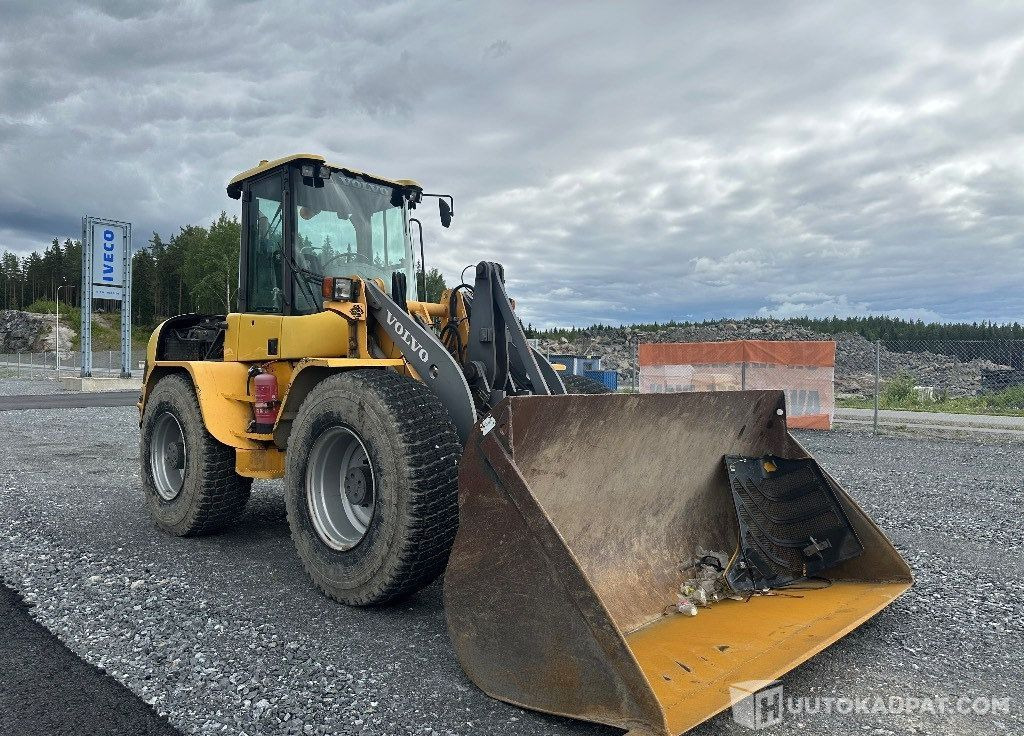 Volvo L45B 4X4 /245, 2004, 15 900 h Pyöräkuormaaja, Pirkkala - Bouwmachine: afbeelding 2 Volvo L45B 4X4 /245, 2004, 15 900 h Pyöräkuormaaja, Pirkkala - Bouwmachine: afbeelding 2