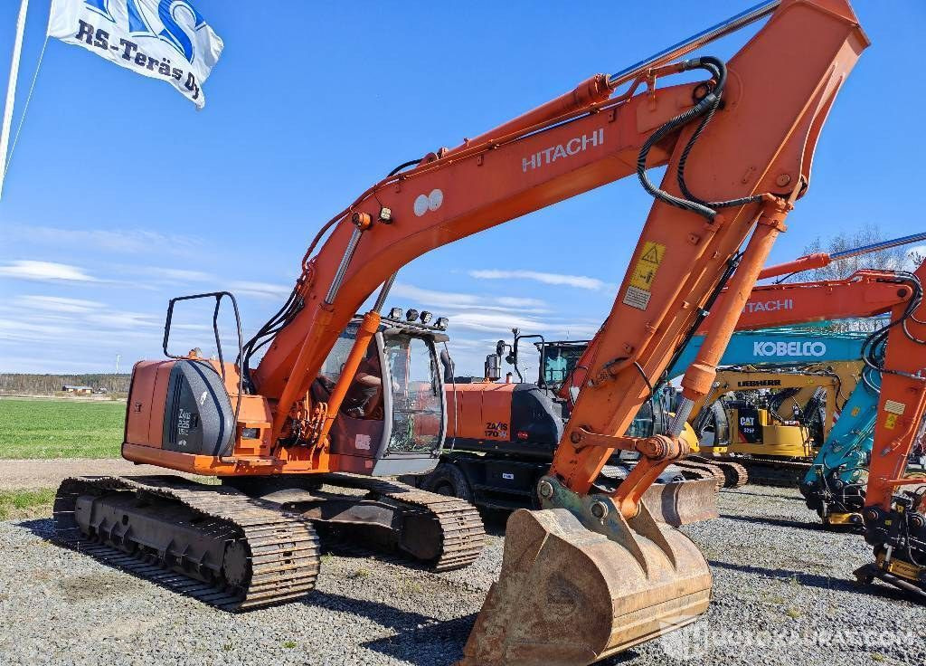 Hitachi ZX 225 US, 2003, 16 156 h Kaivinkone, Kurikka - Rupsgraafmachine: afbeelding 3 Hitachi ZX 225 US, 2003, 16 156 h Kaivinkone, Kurikka - Rupsgraafmachine: afbeelding 3