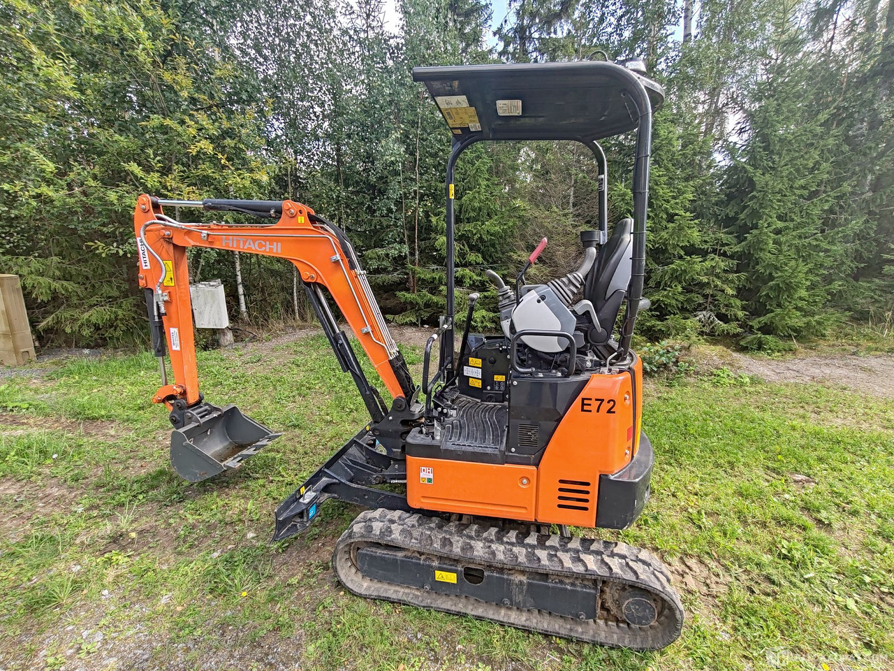 Hitachi ZX19U, reilu 90H ajettu, 2016., Eurajoki - Minigraafmachine: afbeelding 4 Hitachi ZX19U, reilu 90H ajettu, 2016., Eurajoki - Minigraafmachine: afbeelding 4