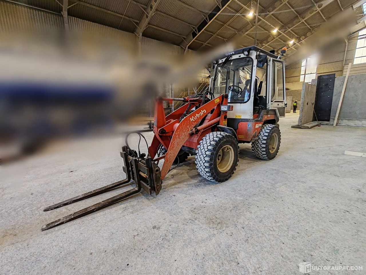 Kubota R520 kauhalla, piikeillä & harjakoneella, 2008, Nokia - Wiellader: afbeelding 3 Kubota R520 kauhalla, piikeillä & harjakoneella, 2008, Nokia - Wiellader: afbeelding 3