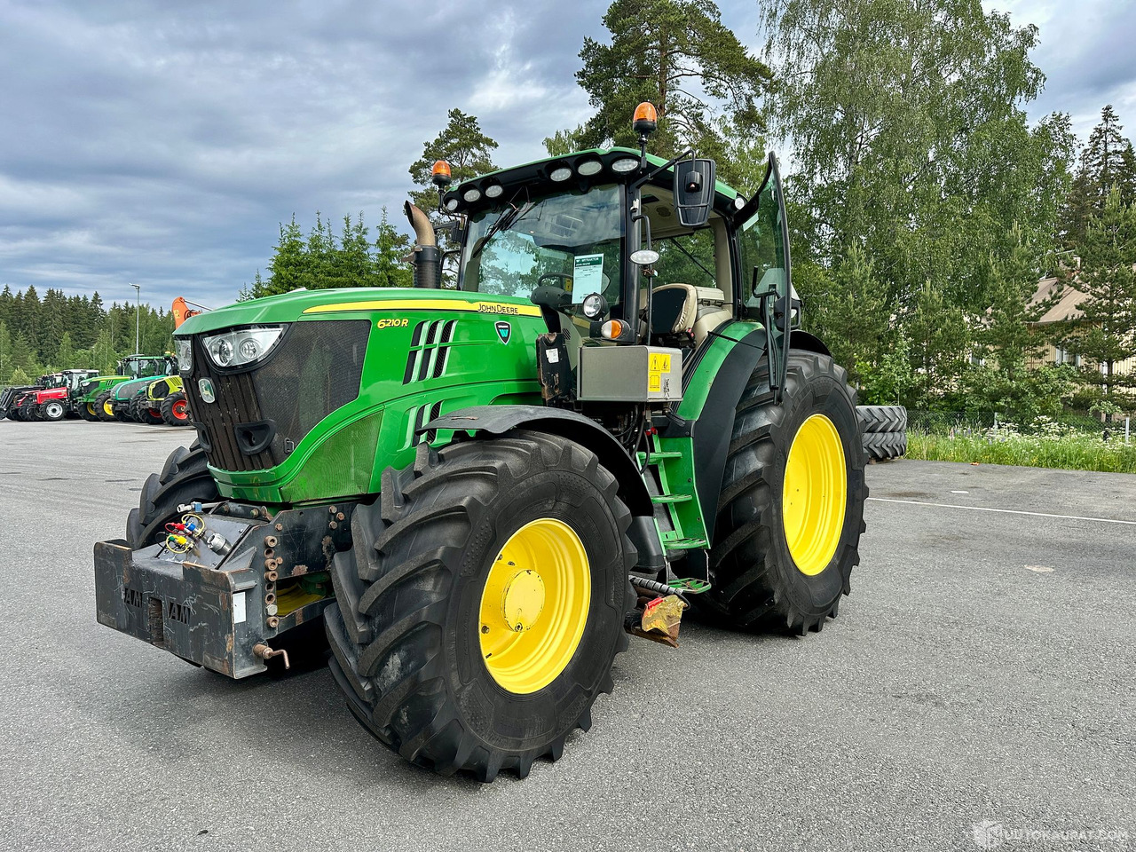 John Deere 6210 R AutoPower, 2013, 6.8 l, 11 400 h KATSO VARUSTEET!, Lempäälä - Landbouwmachine: afbeelding 3 John Deere 6210 R AutoPower, 2013, 6.8 l, 11 400 h KATSO VARUSTEET!, Lempäälä - Landbouwmachine: afbeelding 3