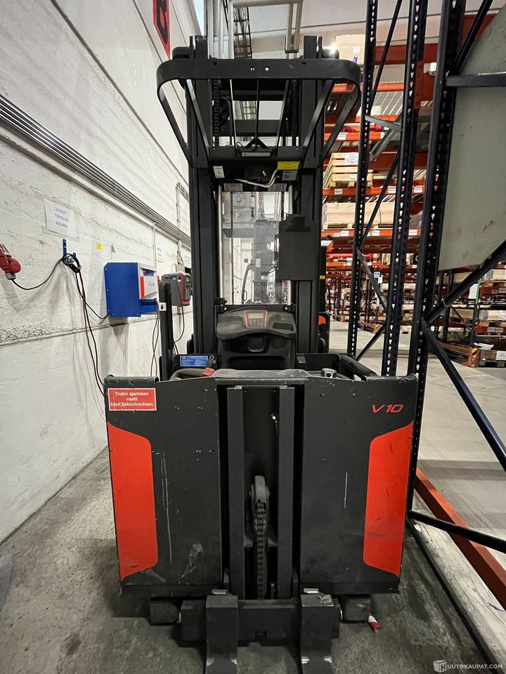 Linde V10-02, 2018, vain 573h ajettu, Tampere - Orderverzameltruck: afbeelding 3 Linde V10-02, 2018, vain 573h ajettu, Tampere - Orderverzameltruck: afbeelding 3