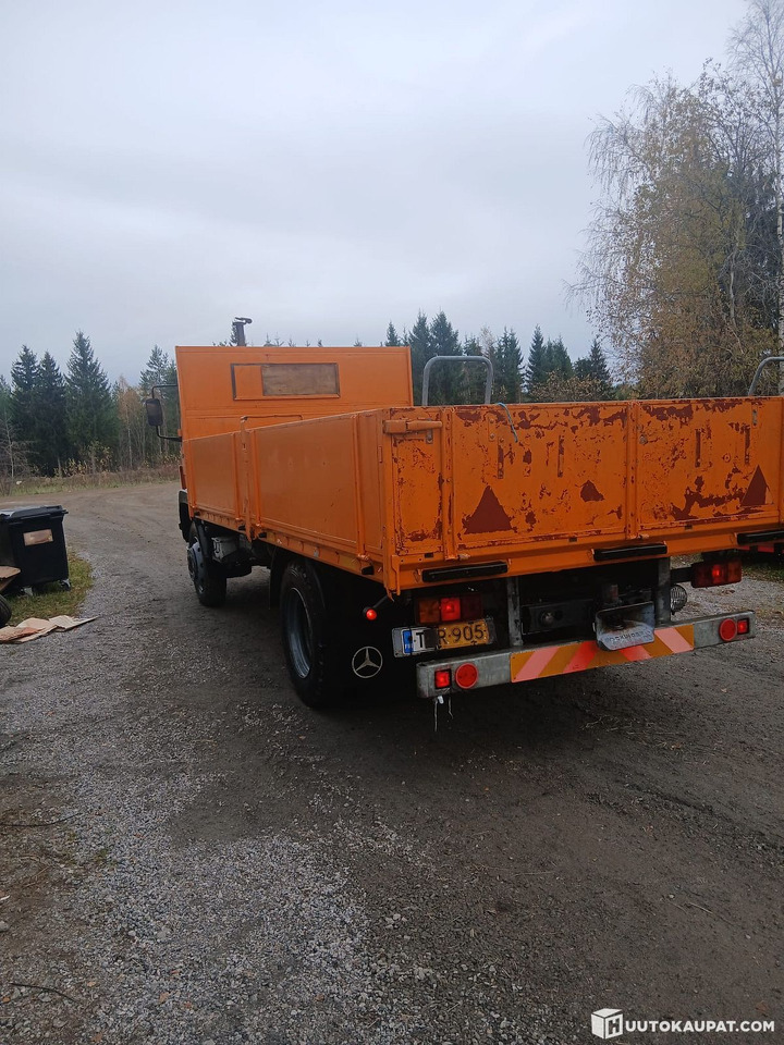 Mercedes-Benz 1114, 1992, Rautalampi - Vrachtwagen met open laadbak: afbeelding 3 Mercedes-Benz 1114, 1992, Rautalampi - Vrachtwagen met open laadbak: afbeelding 3