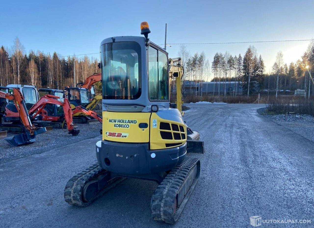 New Holland E 35.2sr, 2006, Diesel, 4 964 h Kaivinkone, Virrat - Minigraafmachine: afbeelding 5 New Holland E 35.2sr, 2006, Diesel, 4 964 h Kaivinkone, Virrat - Minigraafmachine: afbeelding 5