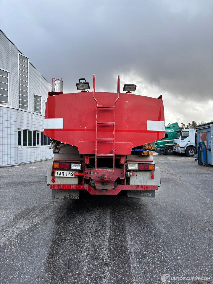 Sisu säiliöauto, 1983, Vantaa - Tankwagen, Brandweerwagen: afbeelding 5 Sisu säiliöauto, 1983, Vantaa - Tankwagen, Brandweerwagen: afbeelding 5