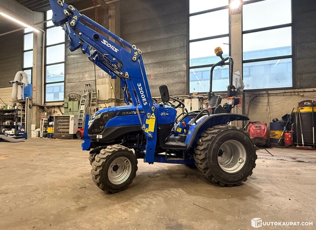 Solis 26 4WD 6+2 with front loader, 2023, 1.3 L, Diesel, 241 h, Helsinki - Mini tractor: afbeelding 1 Solis 26 4WD 6+2 with front loader, 2023, 1.3 L, Diesel, 241 h, Helsinki - Mini tractor: afbeelding 1