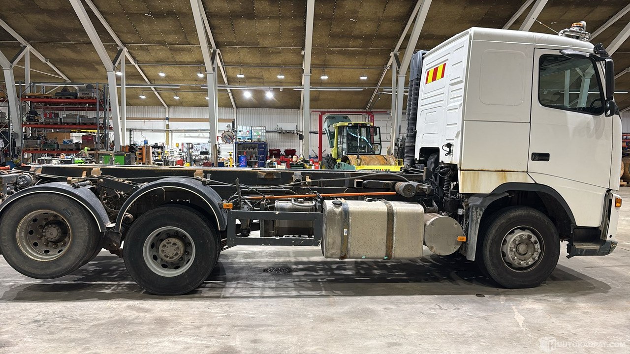 Volvo 12.1, 2005, Sipoo - Vrachtwagen: afbeelding 2 Volvo 12.1, 2005, Sipoo - Vrachtwagen: afbeelding 2