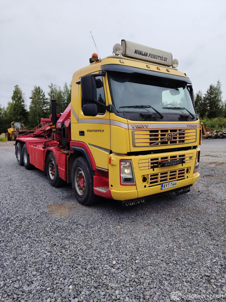 Volvo FM 12, 2005 + Hiab nosturi, Alavus - Vrachtwagen: afbeelding 2 Volvo FM 12, 2005 + Hiab nosturi, Alavus - Vrachtwagen: afbeelding 2