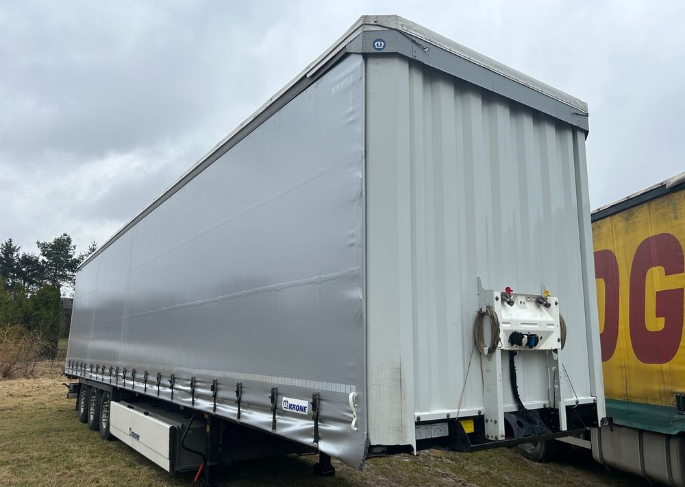 Krone STANDARD NAUKA JAZDY 2x podnoszona oś 2021 podnoszona oś OPONY 70% / STAN BARDZO DOBRY / OD PIERWSZEGO WŁAŚCICIELA / PALECIARA / TOP / sprowadzona z Niemiec !! - Schuifzeiloplegger: afbeelding 4 Krone STANDARD NAUKA JAZDY 2x podnoszona oś 2021 podnoszona oś OPONY 70% / STAN BARDZO DOBRY / OD PIERWSZEGO WŁAŚCICIELA / PALECIARA / TOP / sprowadzona z Niemiec !! - Schuifzeiloplegger: afbeelding 4