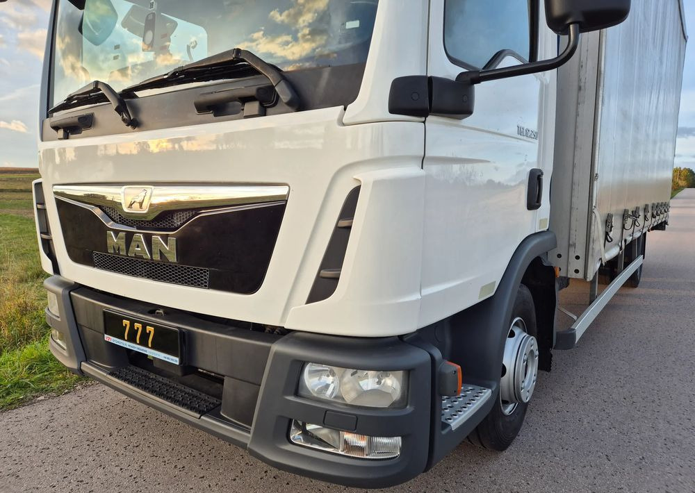 MAN TGL 12.250 6.2m 7.6m HAK AUTOMAT KLIMA 12000kg ESP EURO 6 mega / TOP STAN / okazja nauka jazdy MOŻLIWOŚĆ DOSTOSOWANIA elka - Schuifzeilen vrachtwagen: afbeelding 2 MAN TGL 12.250 6.2m 7.6m HAK AUTOMAT KLIMA 12000kg ESP EURO 6 mega / TOP STAN / okazja nauka jazdy MOŻLIWOŚĆ DOSTOSOWANIA elka - Schuifzeilen vrachtwagen: afbeelding 2