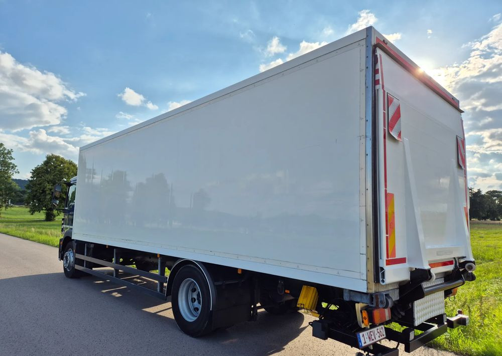 MAN TGM 18.250 Carrier 1950 D/E z Holandii / TOP STAN / 7.5m / 18 palet / winda + drzwi boczne / OKAZJA - Koelwagen vrachtwagen: afbeelding 5 MAN TGM 18.250 Carrier 1950 D/E z Holandii / TOP STAN / 7.5m / 18 palet / winda + drzwi boczne / OKAZJA - Koelwagen vrachtwagen: afbeelding 5