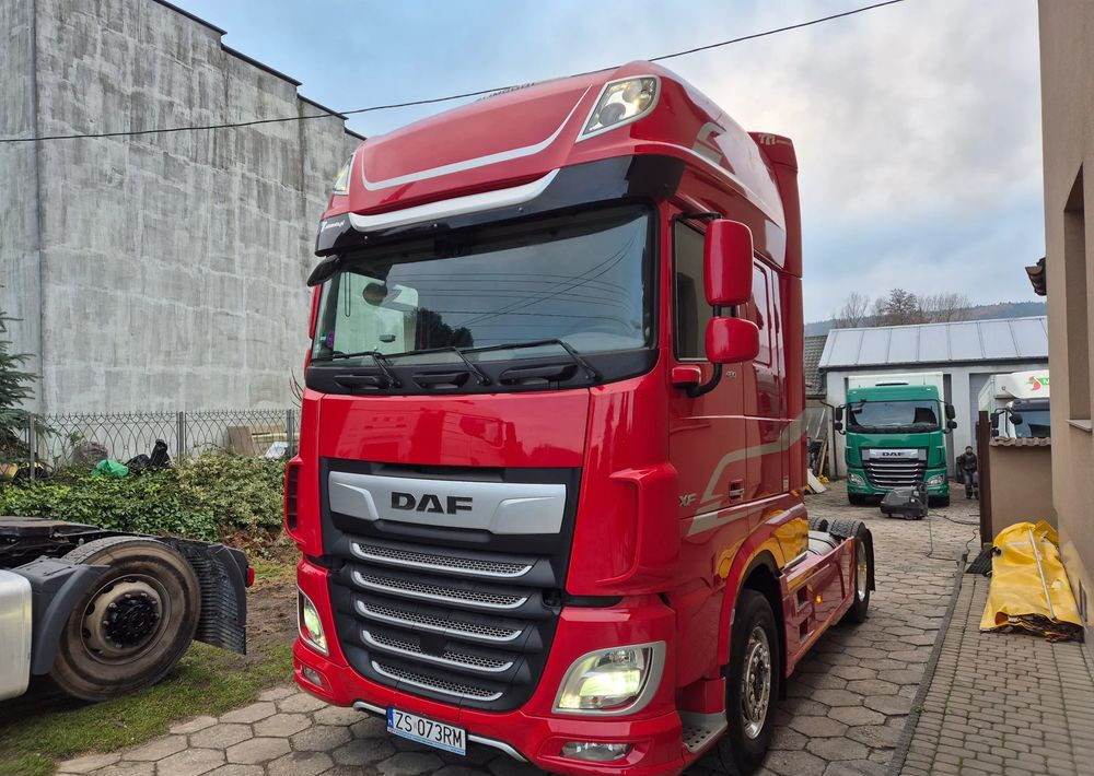 DAF ALUFELGI XF TOP1 366k km 2021 SSC TOP STANDARD / DUŻE KOTŁY / z Polski / jeden właściciel super zadbane 480 SERWISOWANE - Trekker: afbeelding 3 DAF ALUFELGI XF TOP1 366k km 2021 SSC TOP STANDARD / DUŻE KOTŁY / z Polski / jeden właściciel super zadbane 480 SERWISOWANE - Trekker: afbeelding 3