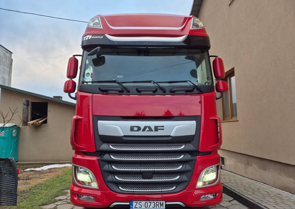 DAF ALUFELGI XF TOP1 366k km 2021 SSC TOP STANDARD / DUŻE KOTŁY / z Polski / jeden właściciel super zadbane 480 SERWISOWANE - Trekker: afbeelding 4 DAF ALUFELGI XF TOP1 366k km 2021 SSC TOP STANDARD / DUŻE KOTŁY / z Polski / jeden właściciel super zadbane 480 SERWISOWANE - Trekker: afbeelding 4