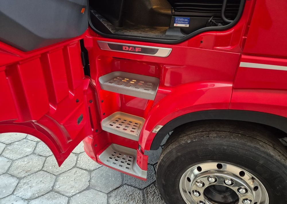 DAF ALUFELGI XF TOP1 366k km 2021 SSC TOP STANDARD / DUŻE KOTŁY / z Polski / jeden właściciel super zadbane 480 SERWISOWANE - Trekker: afbeelding 5 DAF ALUFELGI XF TOP1 366k km 2021 SSC TOP STANDARD / DUŻE KOTŁY / z Polski / jeden właściciel super zadbane 480 SERWISOWANE - Trekker: afbeelding 5