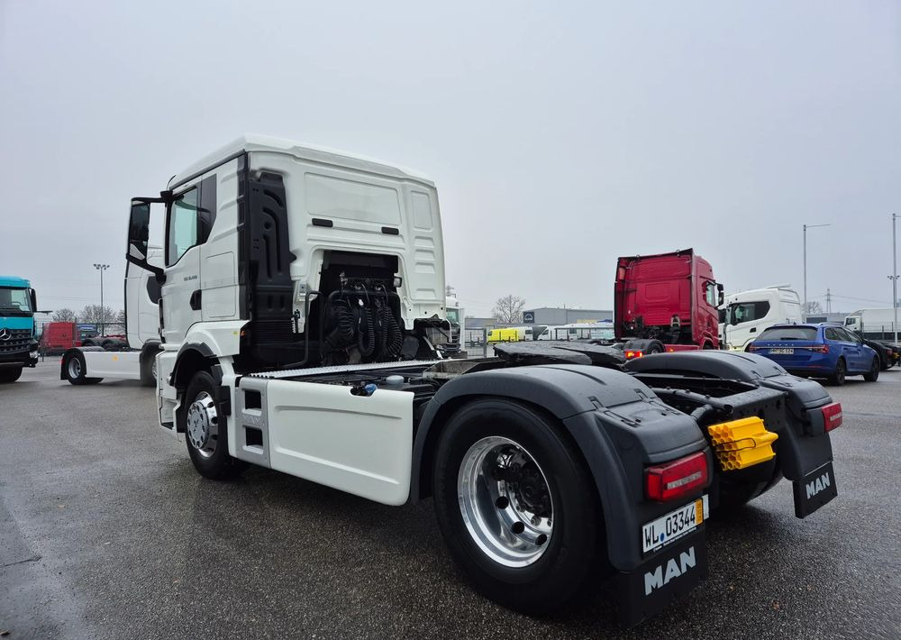 MAN TGS 18.400 NAUKA JAZDY STANDARD 4x2 / TGX 18.360 400 510 460 500 TOP STAN / ŚWIEŻO SPROWADZONY - Trekker: afbeelding 5 MAN TGS 18.400 NAUKA JAZDY STANDARD 4x2 / TGX 18.360 400 510 460 500 TOP STAN / ŚWIEŻO SPROWADZONY - Trekker: afbeelding 5