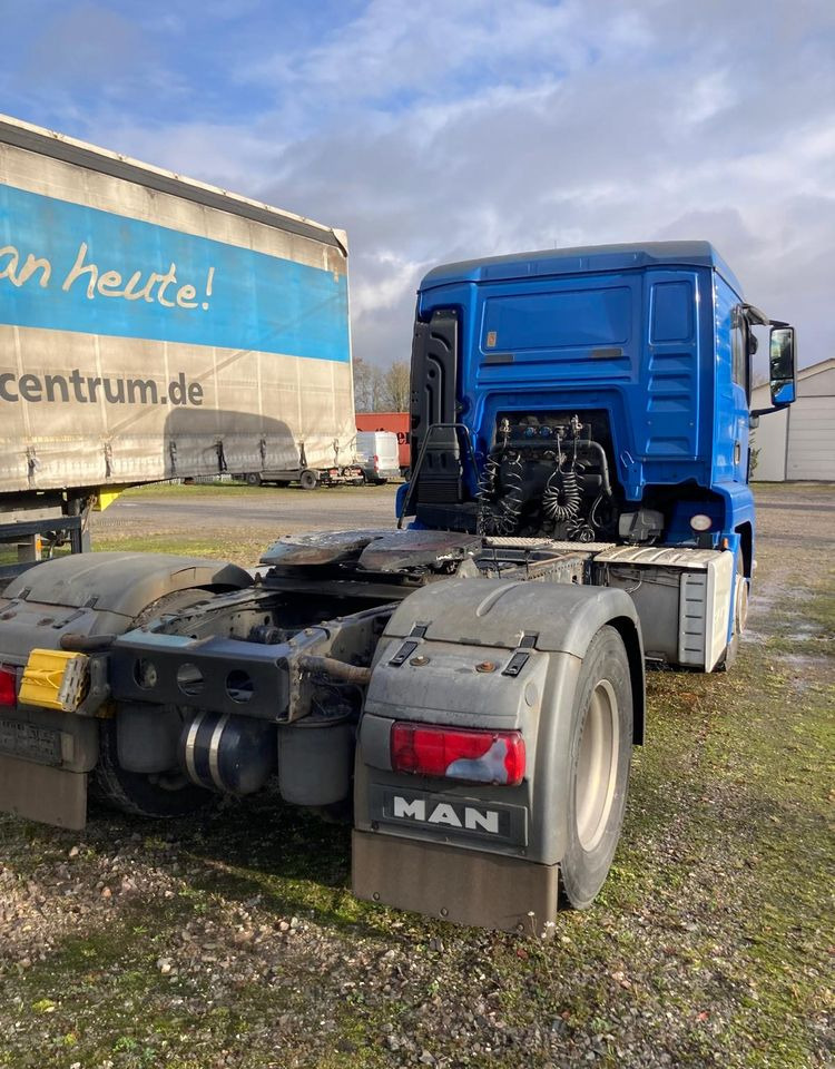 MAN TGS 18.400 NAUKA JAZDY z Niemiec NISKA KABINA ELKA AUTOMAT 4x2 STANDARD 315/70r22.5 SUPER STAN TGX 470 460 420 430 500 510 400 360 410 - Trekker: afbeelding 2 MAN TGS 18.400 NAUKA JAZDY z Niemiec NISKA KABINA ELKA AUTOMAT 4x2 STANDARD 315/70r22.5 SUPER STAN TGX 470 460 420 430 500 510 400 360 410 - Trekker: afbeelding 2